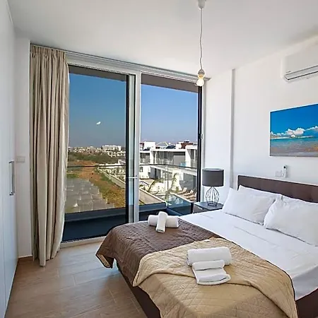 Prol17, Exquisite 5bdr With Pool, Close To Fig Tree Bay 3*